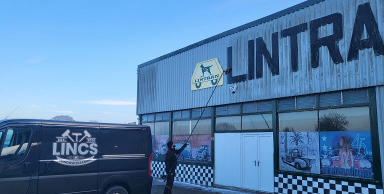 Cladding Cleaning Lincolnshire